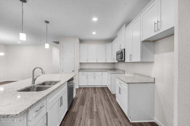 9141 WOODSMAN COVE Lane, Jacksonville, FL 32226