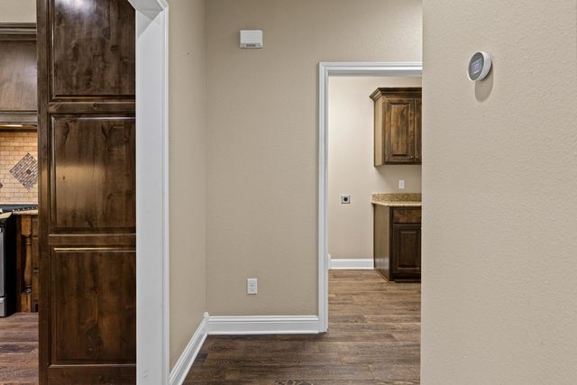 110 Hidden Creek Lane, Longview, TX 75602