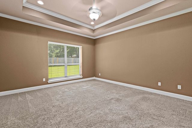 110 Hidden Creek Lane, Longview, TX 75602