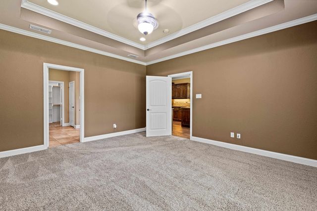 110 Hidden Creek Lane, Longview, TX 75602
