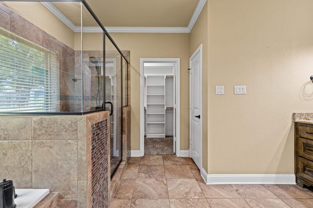 110 Hidden Creek Lane, Longview, TX 75602