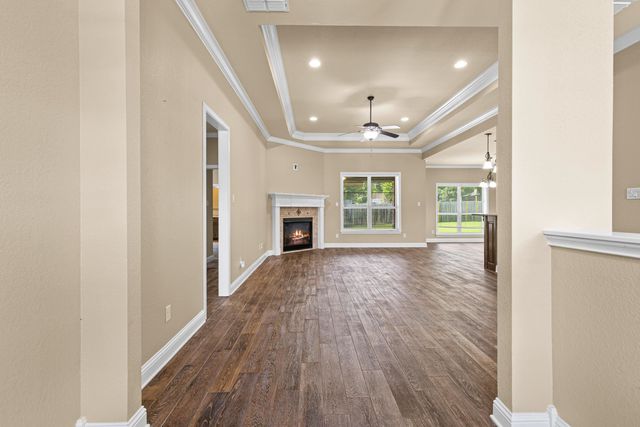 110 Hidden Creek Lane, Longview, TX 75602