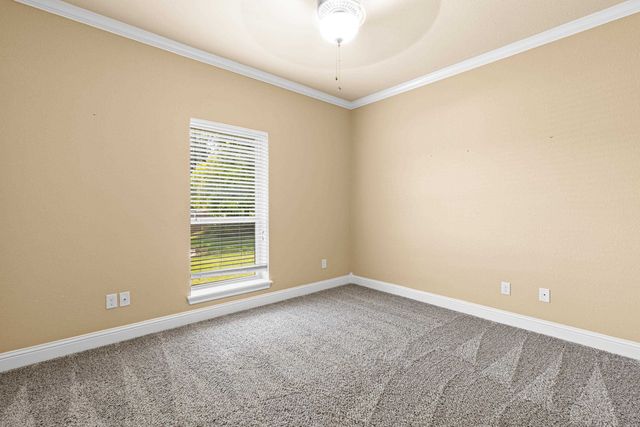110 Hidden Creek Lane, Longview, TX 75602
