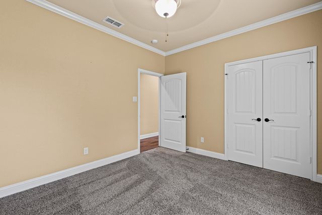 110 Hidden Creek Lane, Longview, TX 75602