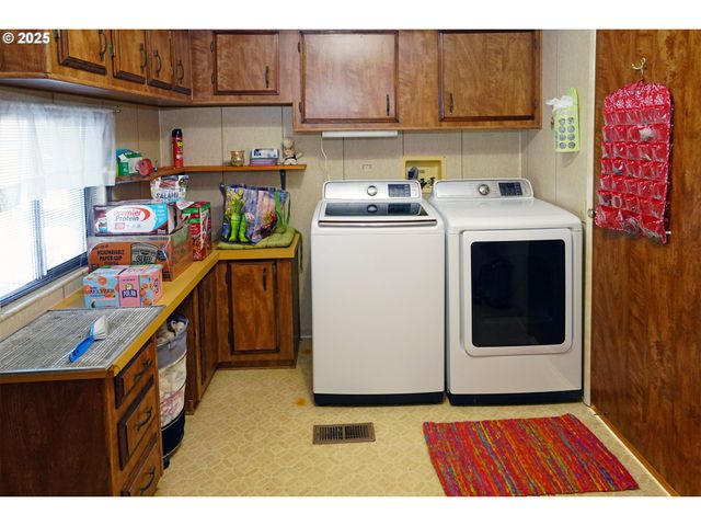 100 Sw 195TH Ave #160, Beaverton, OR 97006