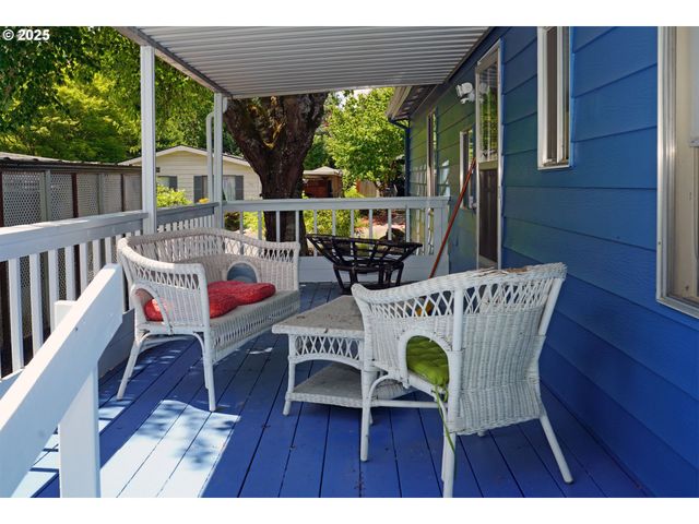 100 Sw 195TH Ave #160, Beaverton, OR 97006
