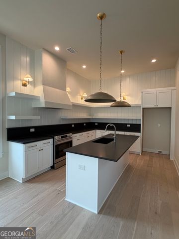 310 6th Street, Fayetteville, GA 30214