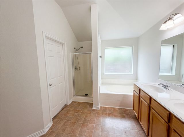 2124 Highland River Drive, Wylie, TX 75098