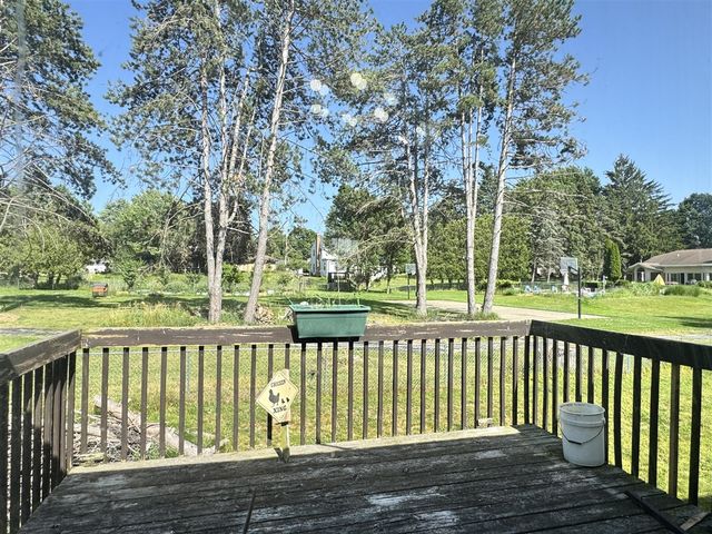 2840 Stonewood Court, Grand Rapids, MI 49504