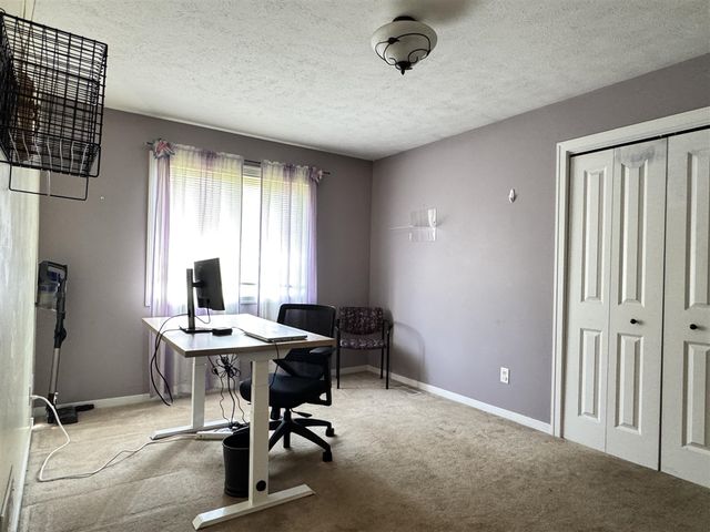 2840 Stonewood Court, Grand Rapids, MI 49504