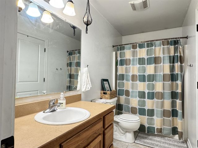 2840 Stonewood Court, Grand Rapids, MI 49504