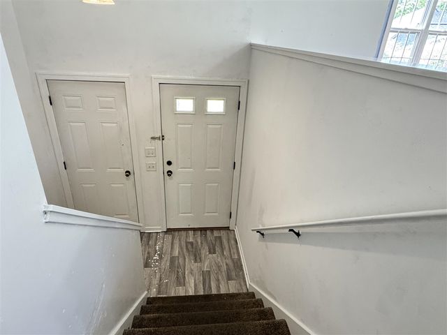 2840 Stonewood Court, Grand Rapids, MI 49504