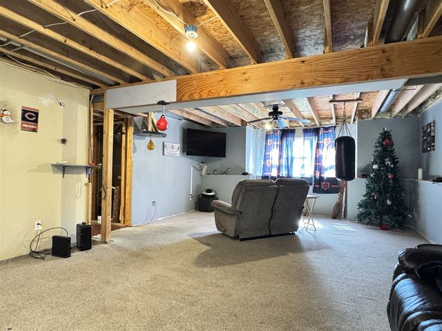 2840 Stonewood Court, Grand Rapids, MI 49504