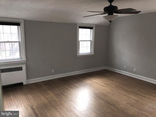 34 BRAEBURN RD, Havertown, PA 19083