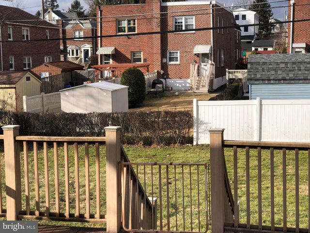 34 BRAEBURN RD, Havertown, PA 19083