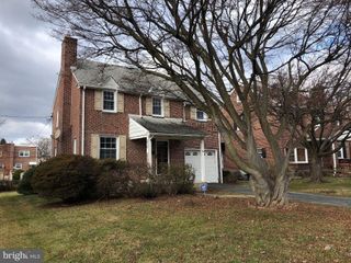 34 BRAEBURN RD, Havertown, PA 19083