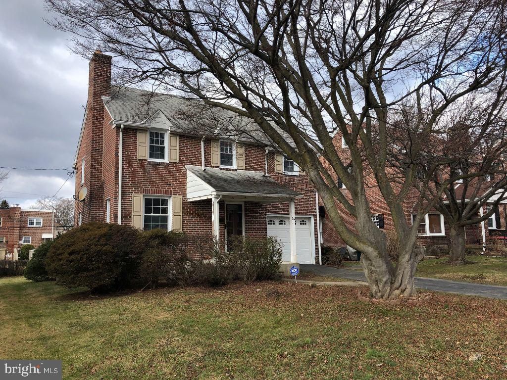 34 BRAEBURN RD, Havertown, PA 19083