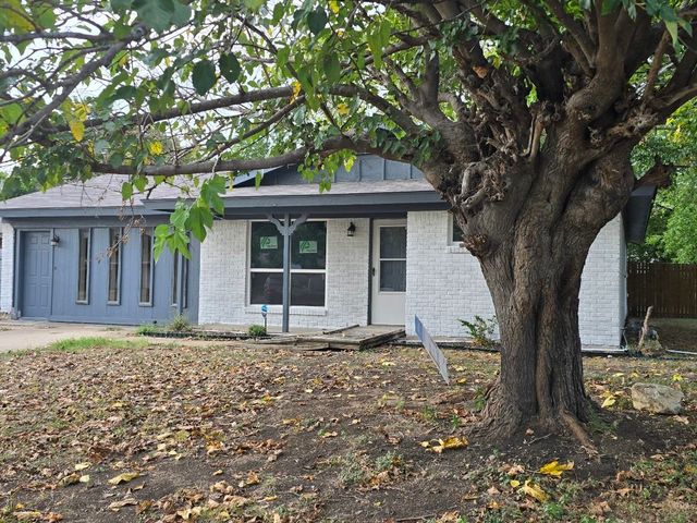 1541 Cloverdale Drive, Fort Worth, TX 76134