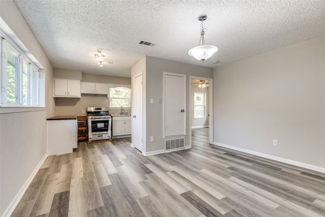 1541 Cloverdale Drive, Fort Worth, TX 76134