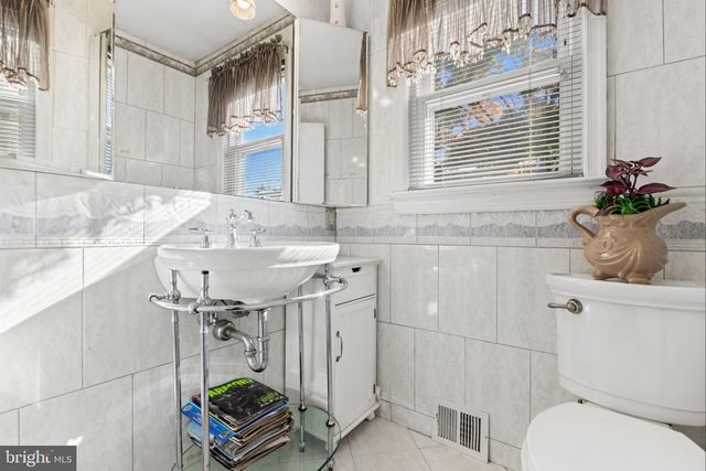 52 W BIRCH ST, Vineland, NJ 08360