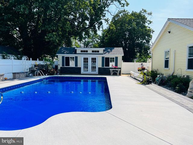 52 W BIRCH ST, Vineland, NJ 08360