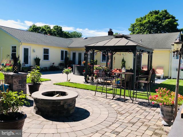 52 W BIRCH ST, Vineland, NJ 08360
