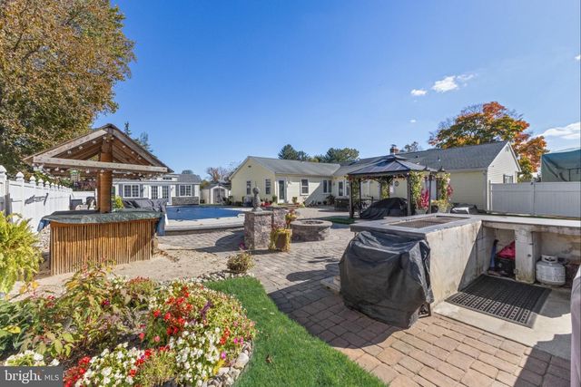 52 W BIRCH ST, Vineland, NJ 08360