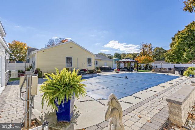 52 W BIRCH ST, Vineland, NJ 08360