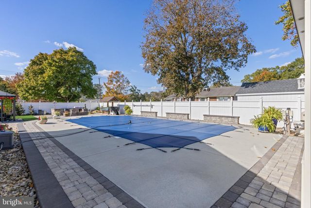 52 W BIRCH ST, Vineland, NJ 08360