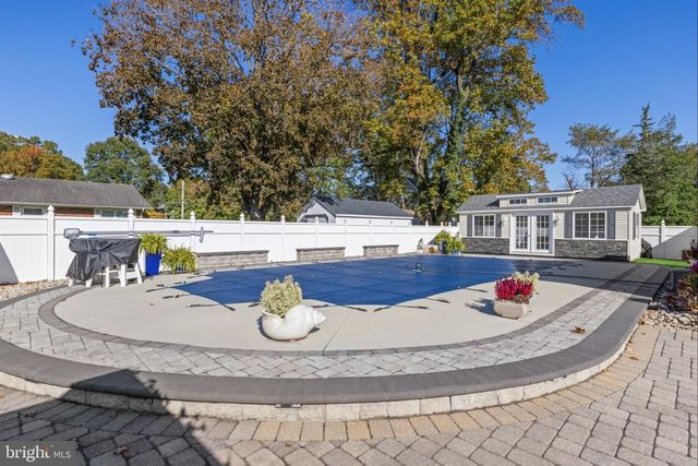 52 W BIRCH ST, Vineland, NJ 08360