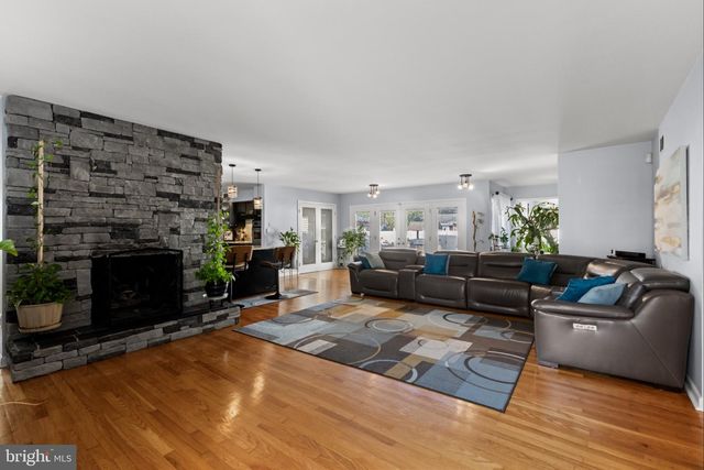52 W BIRCH ST, Vineland, NJ 08360