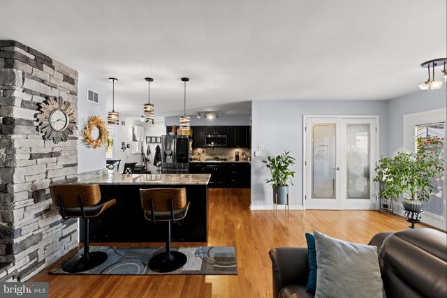 52 W BIRCH ST, Vineland, NJ 08360