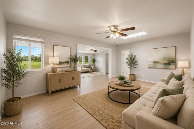 11016 N COGGINS Drive, Sun City, AZ 85351