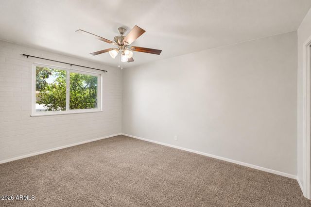 11016 N COGGINS Drive, Sun City, AZ 85351