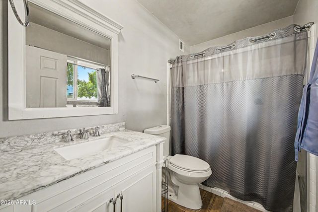 11016 N COGGINS Drive, Sun City, AZ 85351
