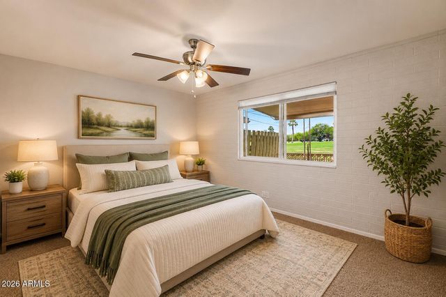 11016 N COGGINS Drive, Sun City, AZ 85351