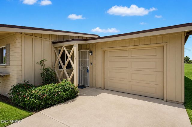 11016 N COGGINS Drive, Sun City, AZ 85351