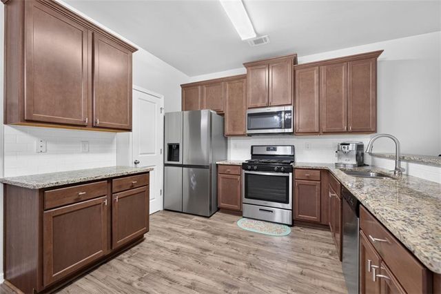 4765 Beacon Ridge Lane, Flowery Branch, GA 30542