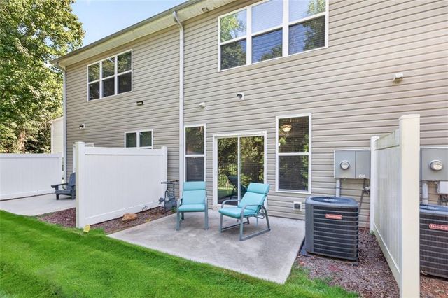 4765 Beacon Ridge Lane, Flowery Branch, GA 30542