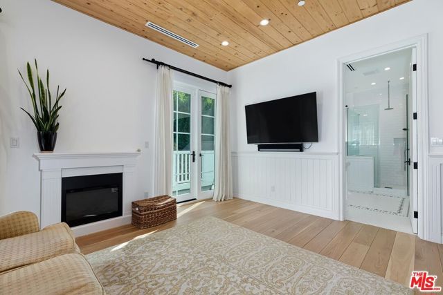10810 Wilkins Avenue, Los Angeles, CA 90024