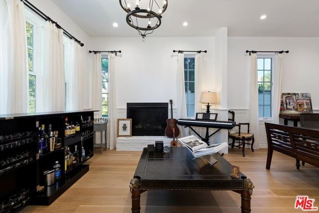 10810 Wilkins Avenue, Los Angeles, CA 90024