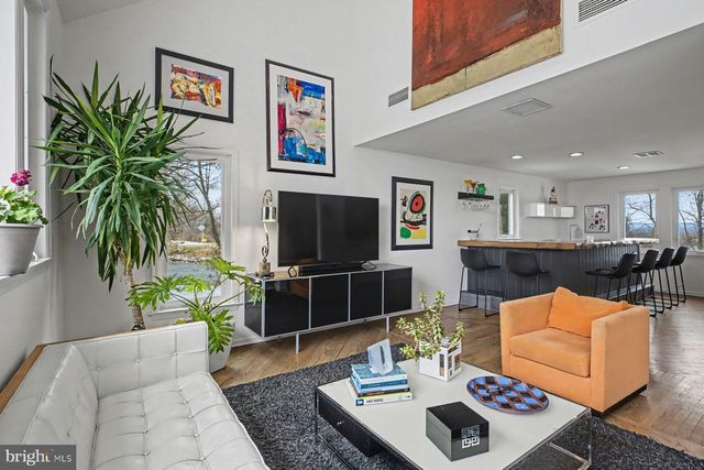 306 PAXINOSA RD W, Easton, PA 18040