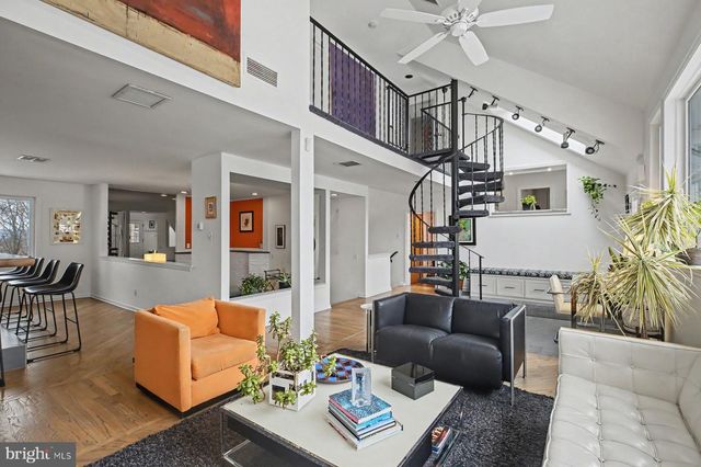 306 PAXINOSA RD W, Easton, PA 18040