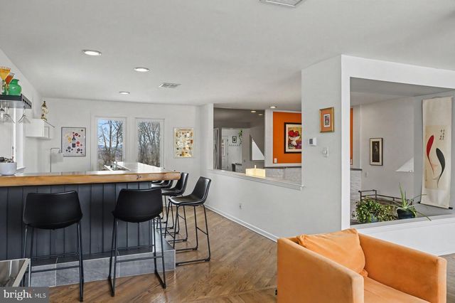 306 PAXINOSA RD W, Easton, PA 18040