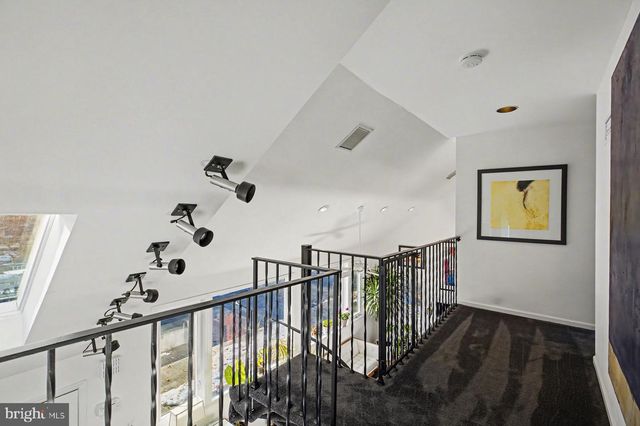 306 PAXINOSA RD W, Easton, PA 18040