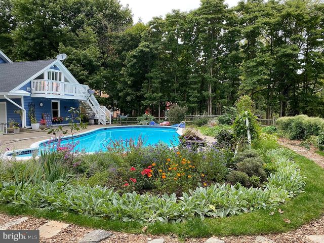 306 PAXINOSA RD W, Easton, PA 18040