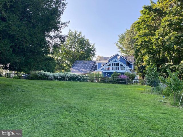 306 PAXINOSA RD W, Easton, PA 18040