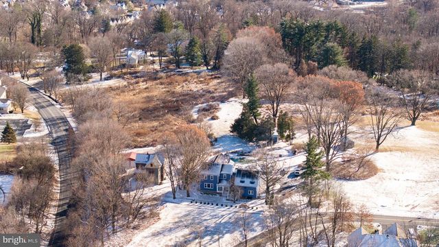 306 PAXINOSA RD W, Easton, PA 18040