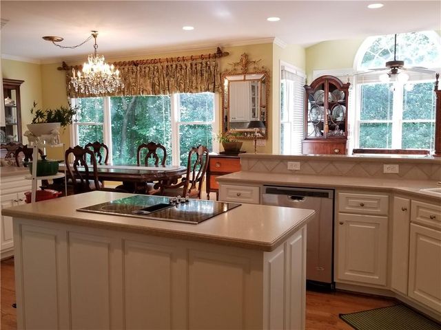 4080 Balleycastle Lane, Duluth, GA 30097