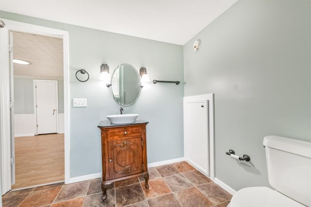 807 Stadium Circle, Friendswood, TX 77546